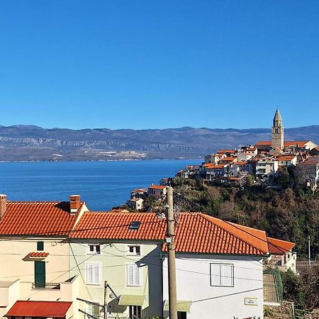 Apartmani Marin1 Vrbnik Luaran gambar